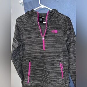 Women’s North Face hoodie